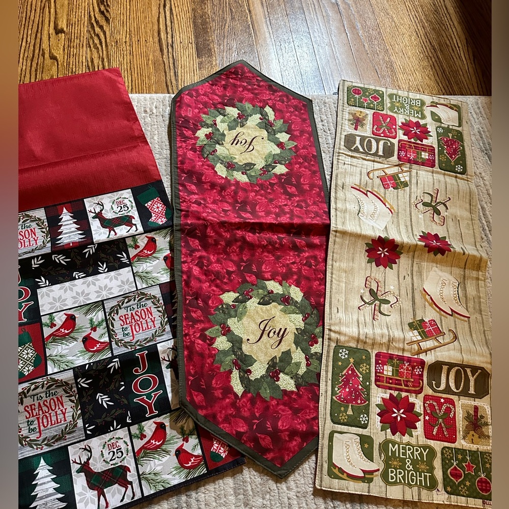 Set of 3 Christmas-Holiday Accent Table runners - decor